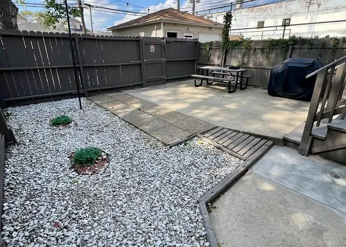 Stylish 3bedroom Aparment W Games & Free Parking