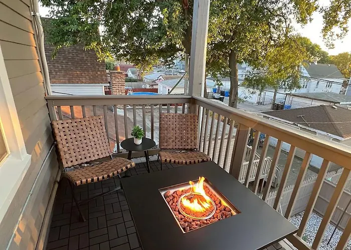 Stylish 3bedroom Aparment W Games & Free Parking