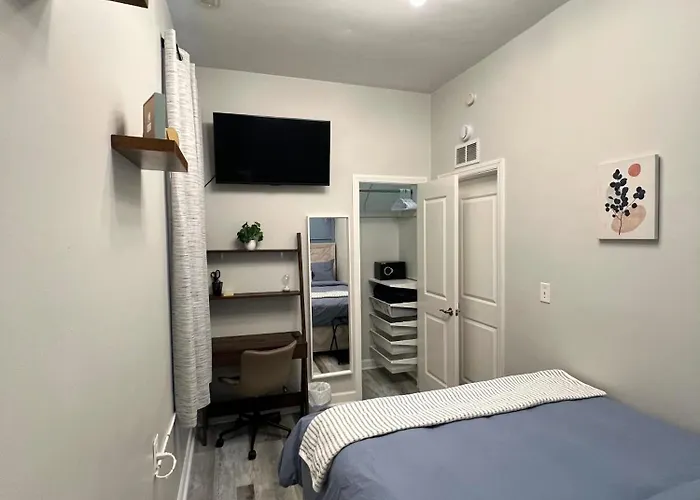 Stylish 3bedroom Aparment W Games & Free Parking